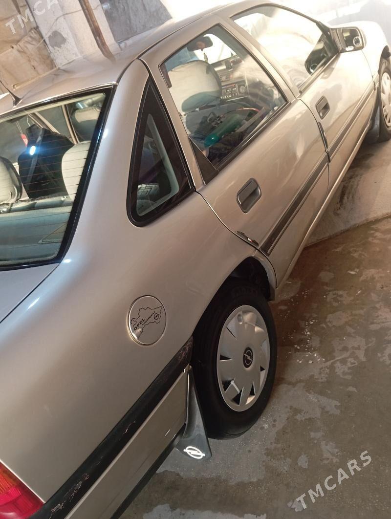 Opel Vectra 1992 - 56 000 TMT - Мары - img 5