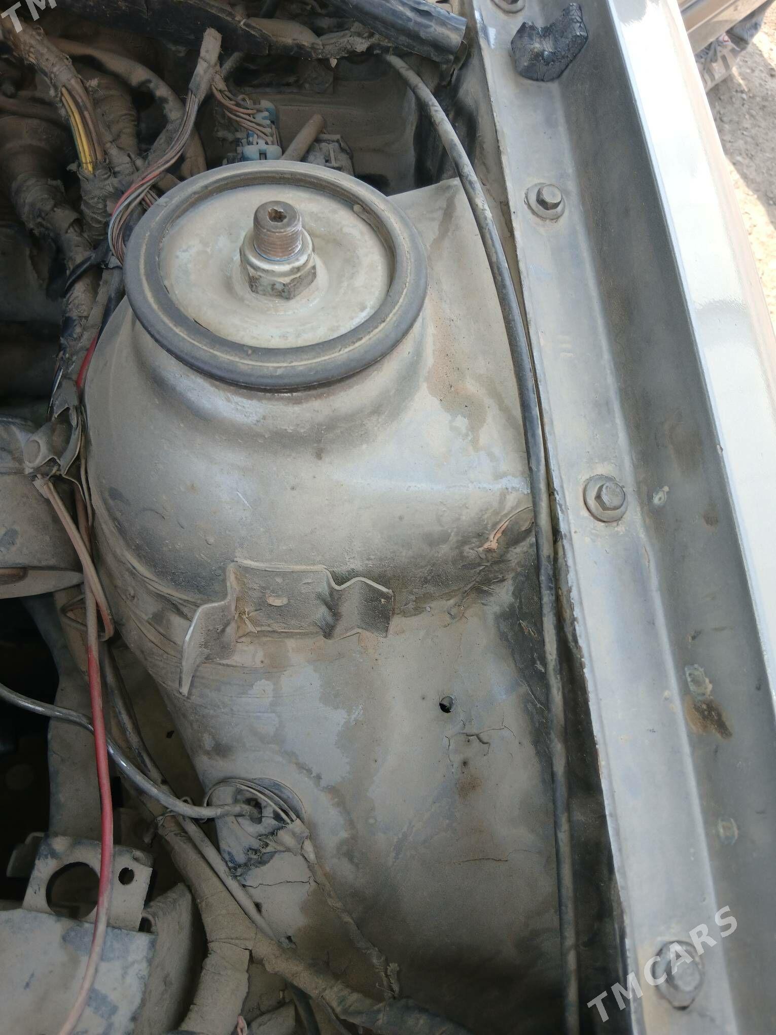 Opel Vectra 1991 - 23 000 TMT - Мары - img 9