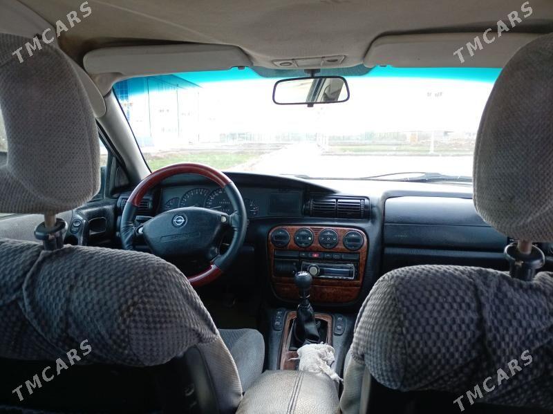 Opel Omega 1996 - 33 000 TMT - Şabat etr. - img 3