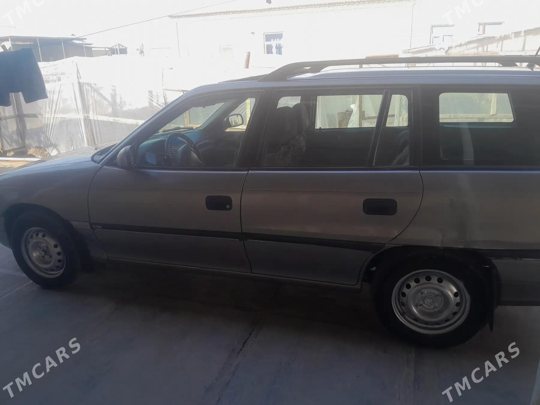 Opel Astra 1996 - 30 000 TMT - Mary - img 2