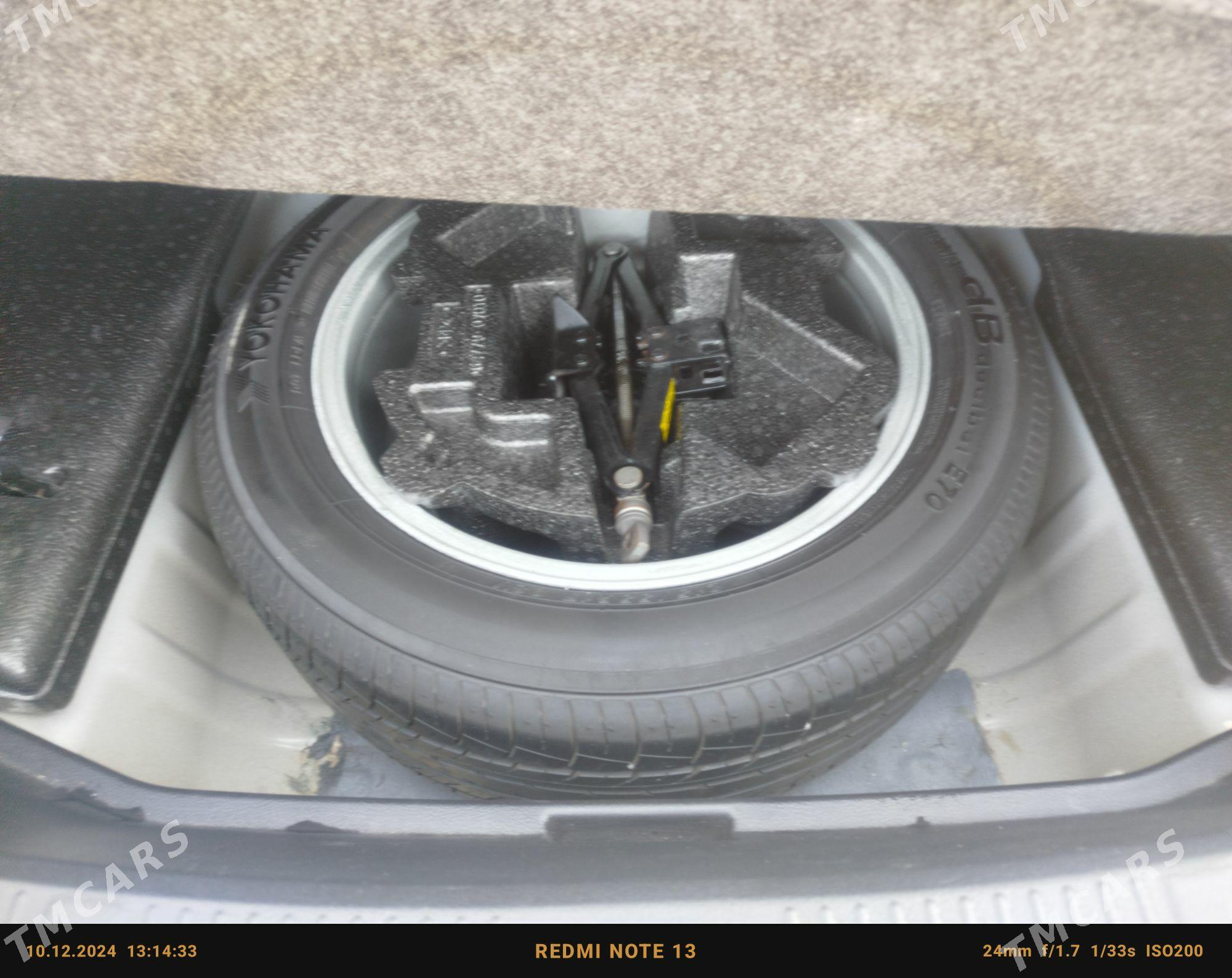 Toyota Avalon 2013 - 370 000 TMT - Теджен - img 9