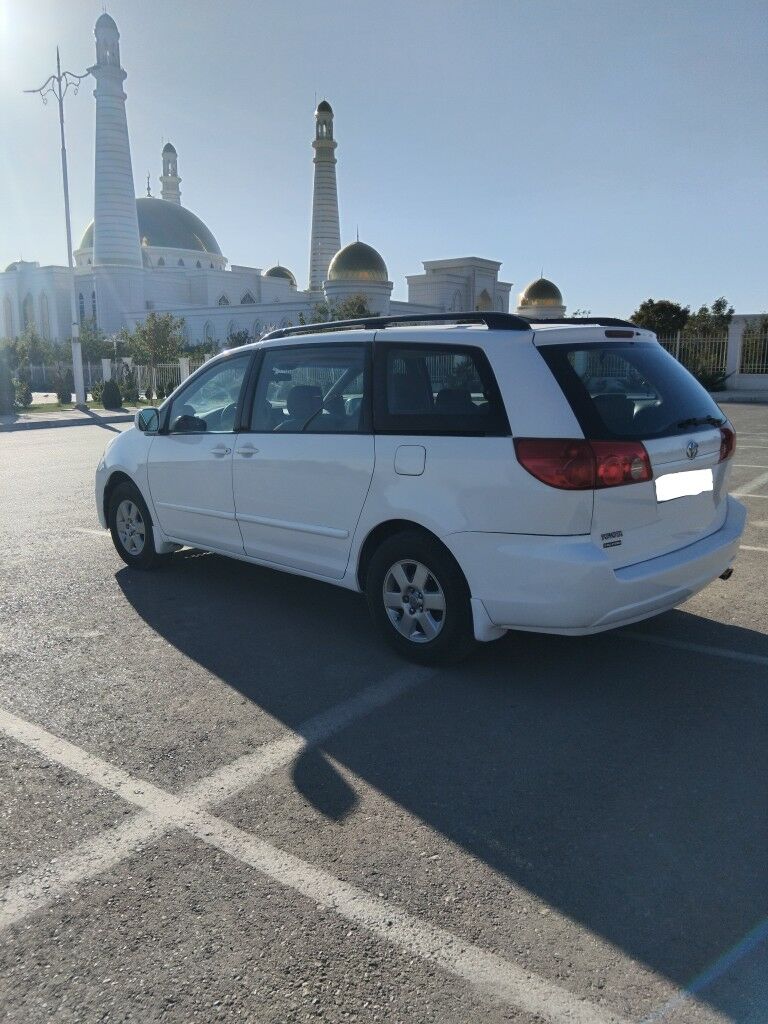 Toyota Sienna 2008 - 210 000 TMT - Балканабат - img 2