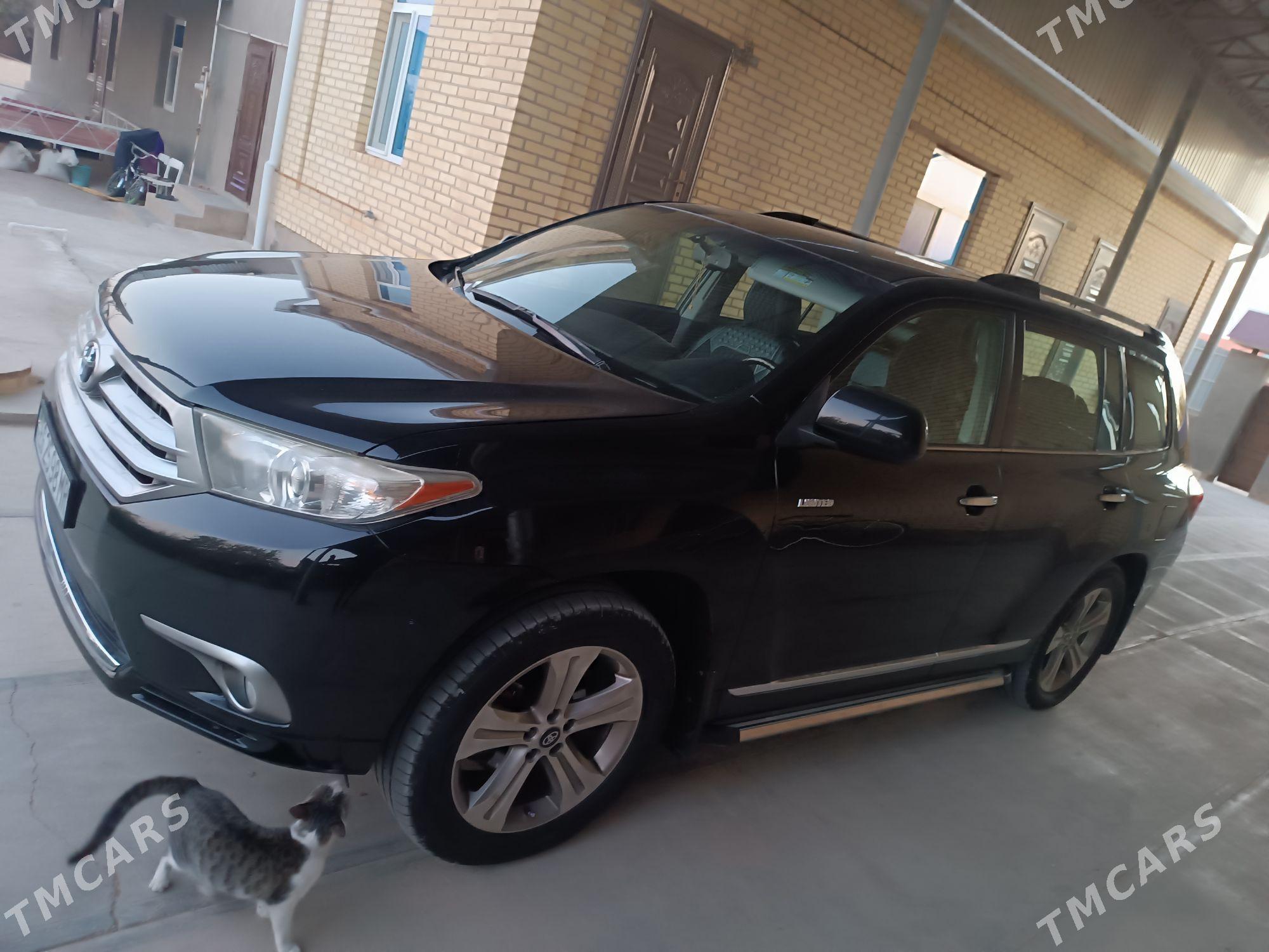 Toyota Highlander 2012 - 355 000 TMT - Мары - img 5