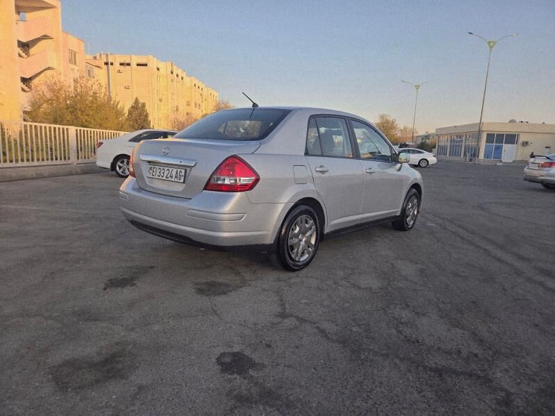 Nissan Versa 2010 - 150 000 TMT - Atatürk köç. - img 3