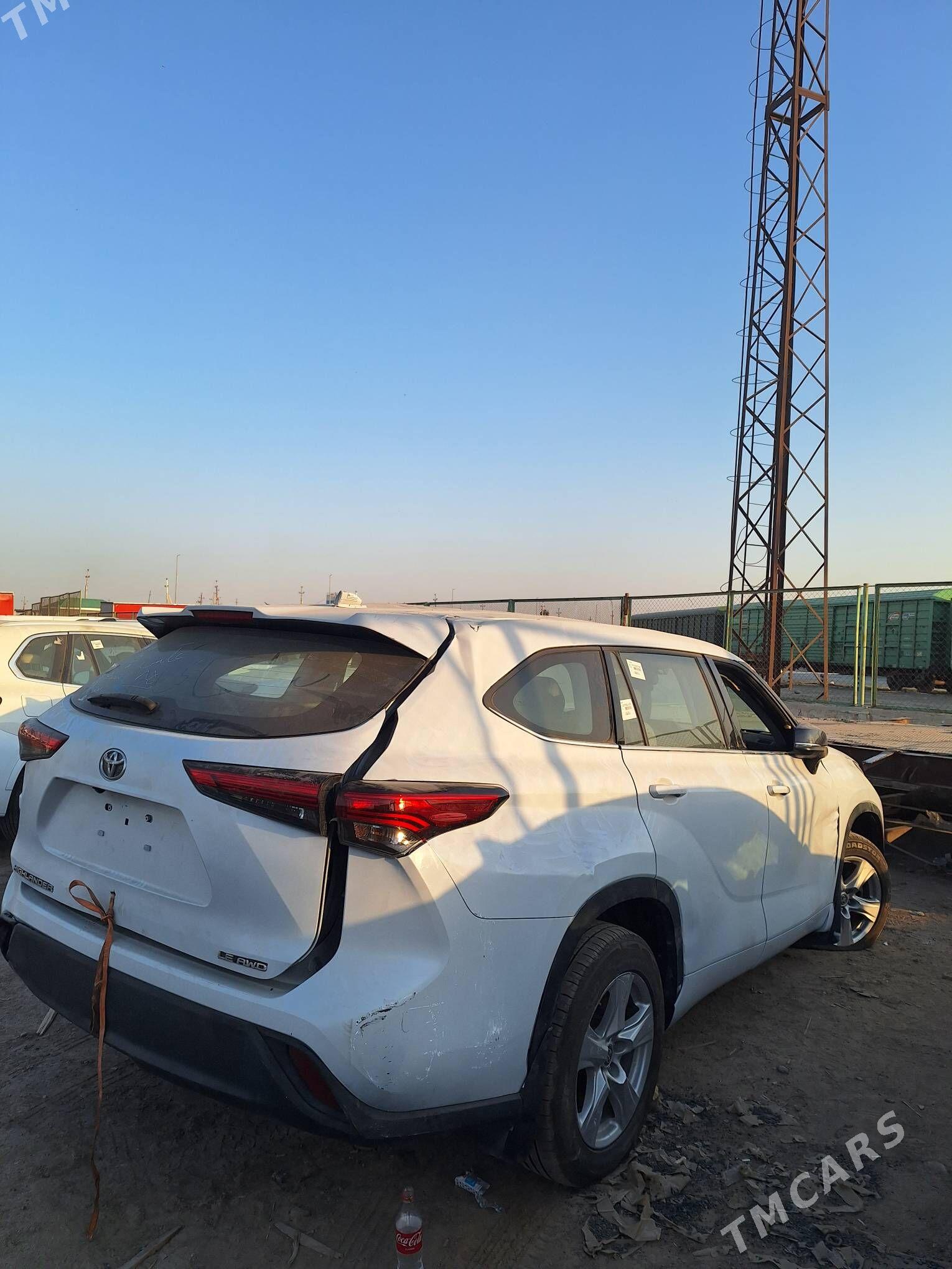 Toyota Highlander 2022 - 343 000 TMT - Мары - img 3