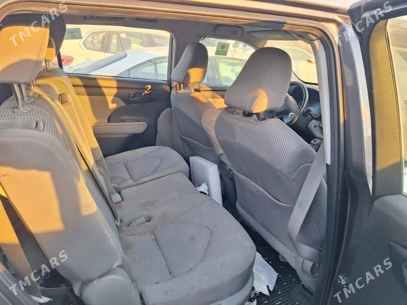 Toyota Highlander 2022 - 343 000 TMT - Мары - img 6