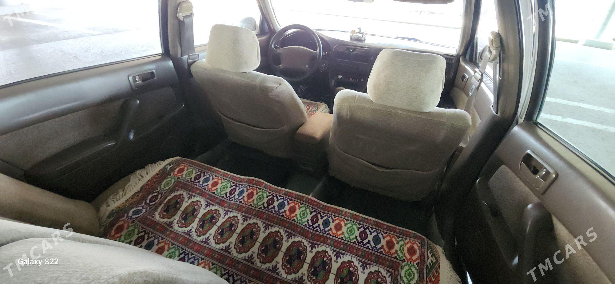 Toyota Camry 1995 - 46 000 TMT - Балканабат - img 8