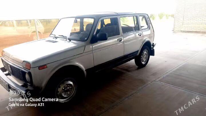 New Holland L160 2013 - 120 000 TMT - Мары - img 4