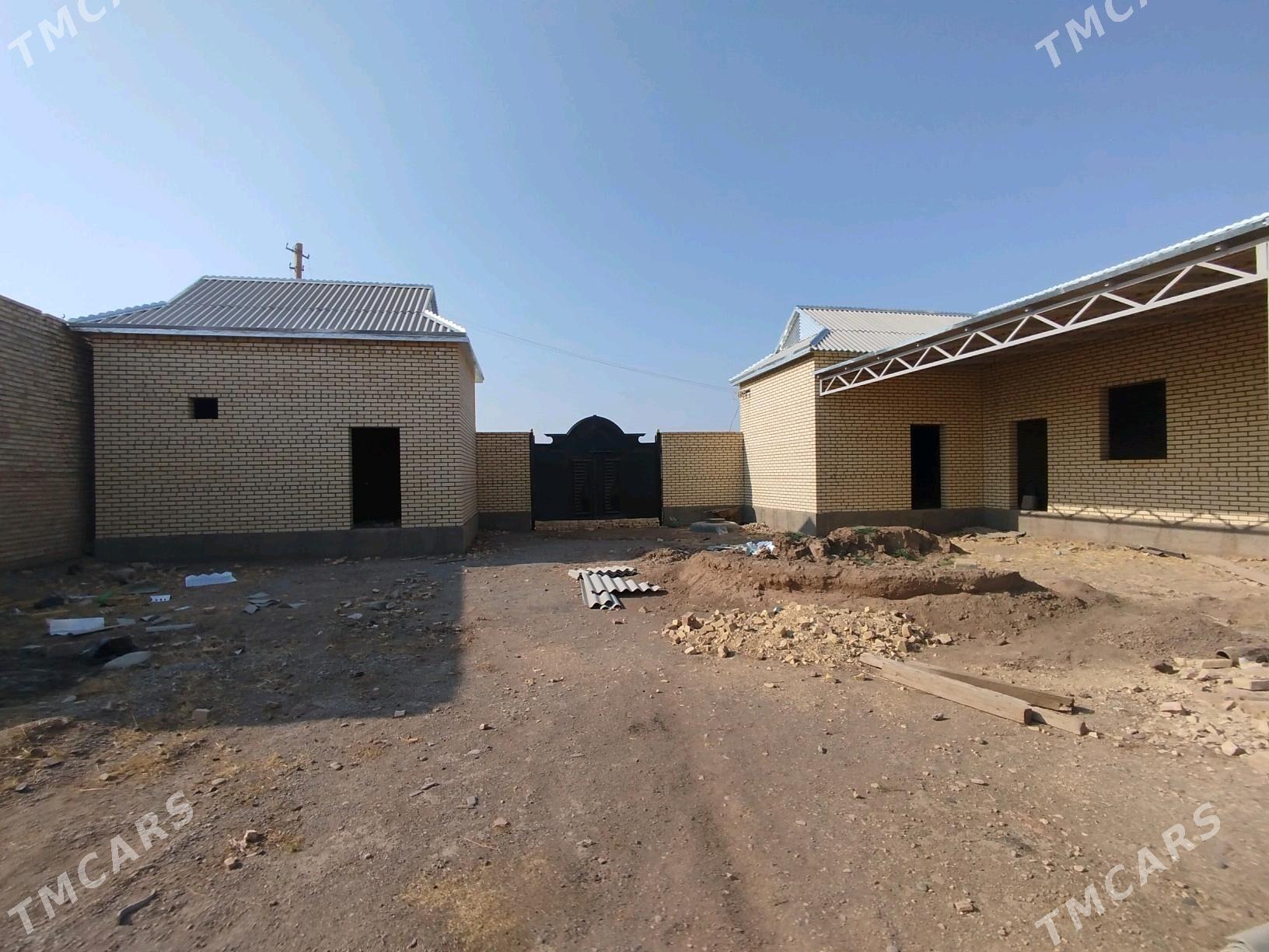 Emläk - Sarahs - img 2