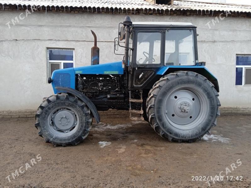 Belarus 320 2005 - 180 000 TMT - Gurbansoltan Eje - img 3