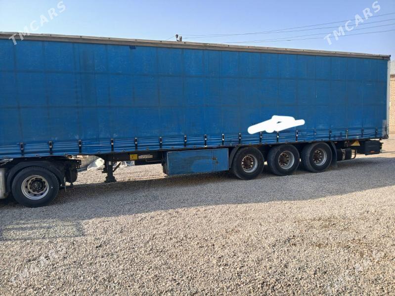 Krone Krone 2010 - 300 000 TMT - Мургап - img 5