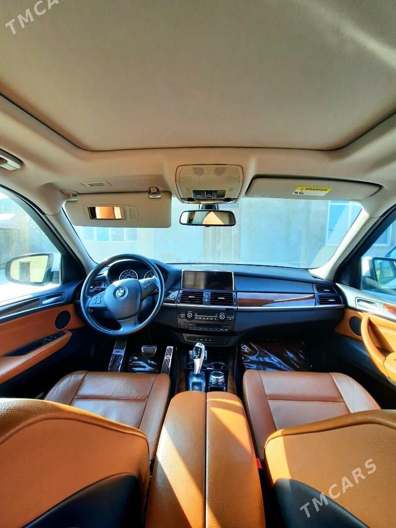 BMW X5 2010 - 300 000 TMT - Балканабат - img 8