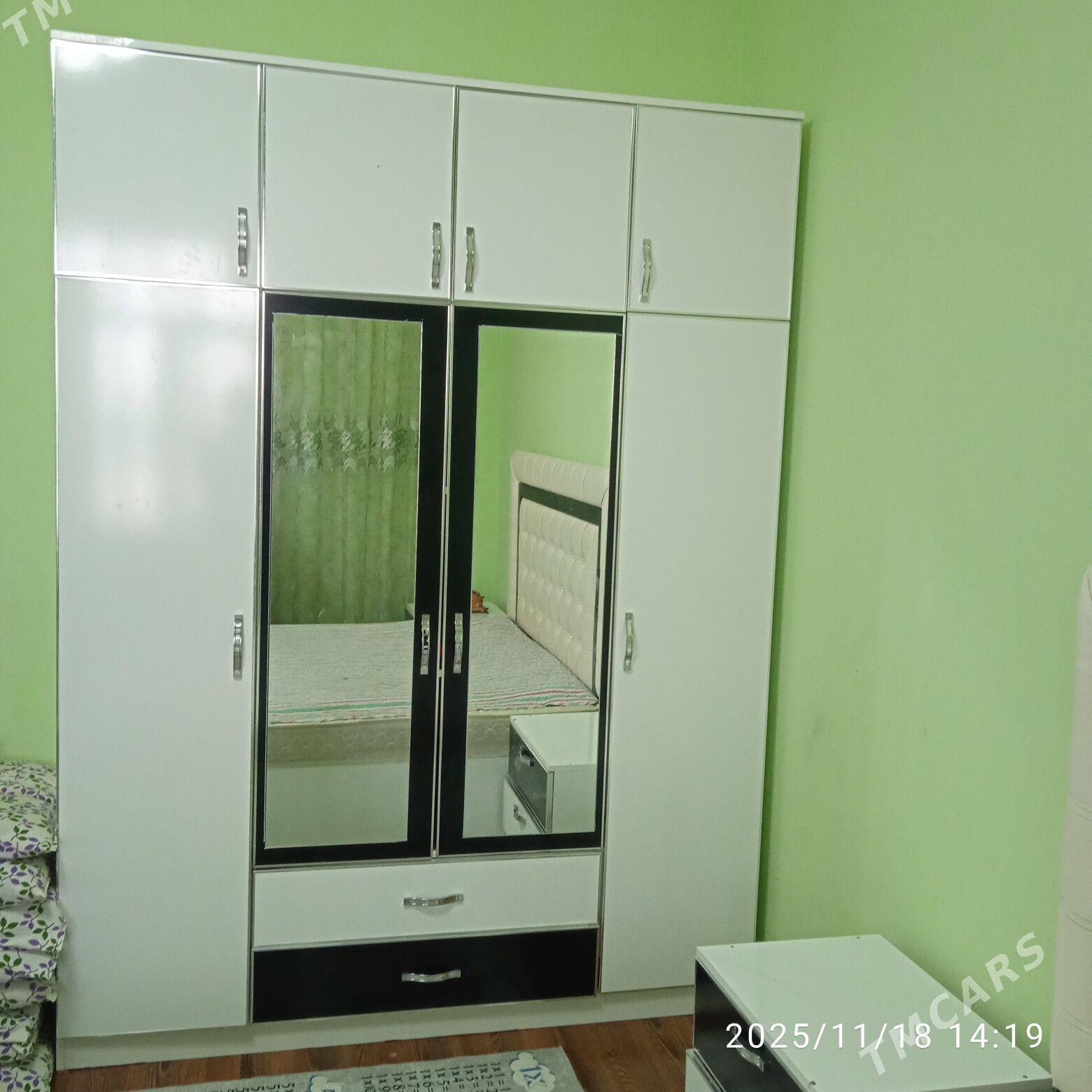 SPALNY  GARNITUR - Çärjew - img 2