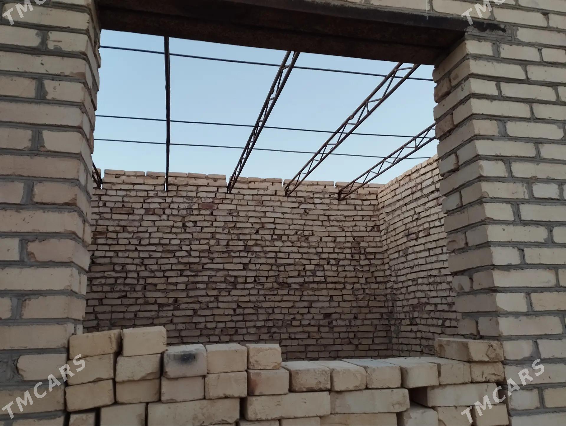 jay - Дянев - img 1