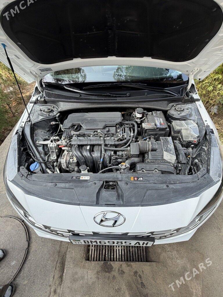 Hyundai Elantra 2023 - 282 000 TMT - Ашхабад - img 9