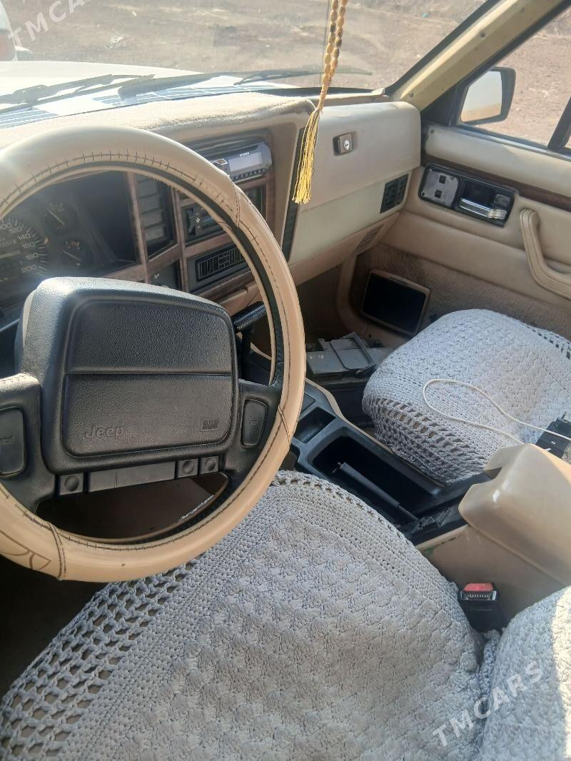 Jeep Cherokee 1993 - 40 000 TMT - Sarahs - img 1