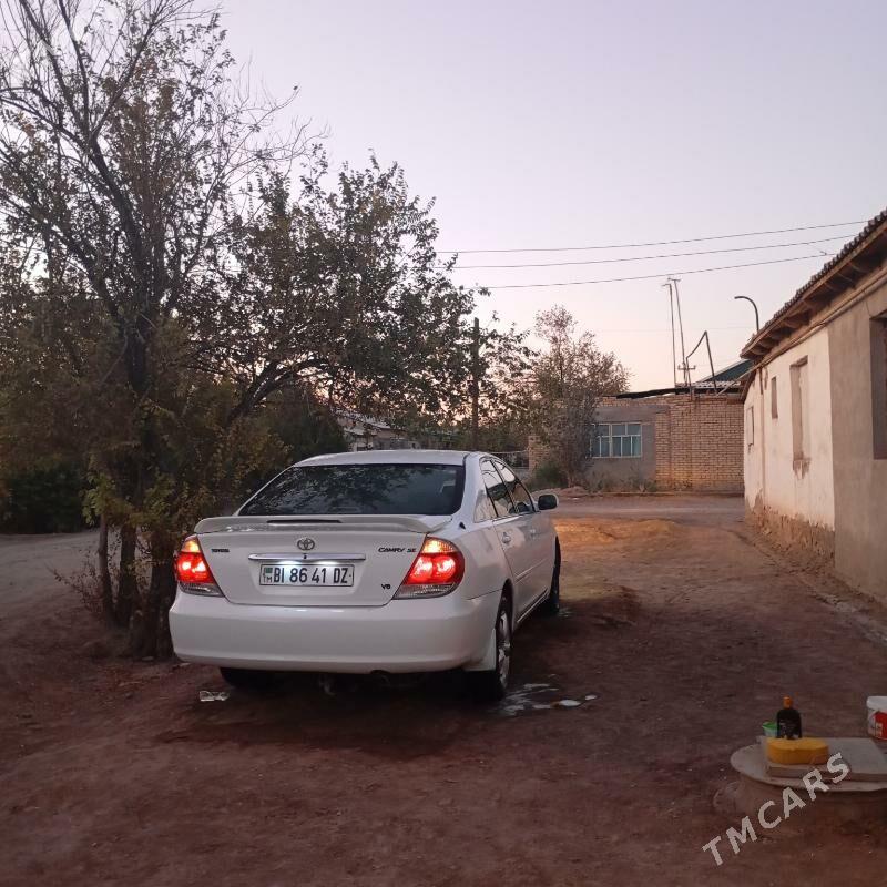 Toyota Camry 2004 - 166 000 TMT - Köneürgenç - img 3