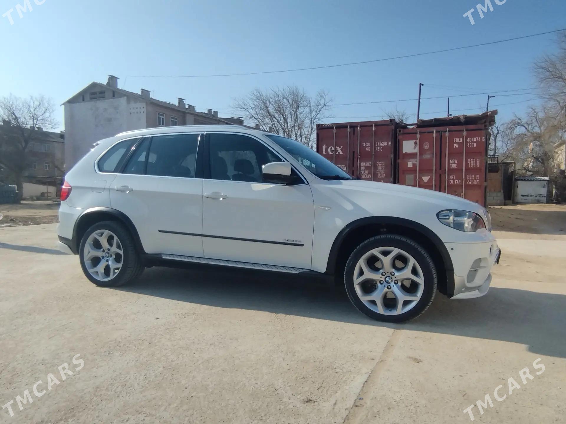 BMW X5 M 2010 - 300 000 TMT - Балканабат - img 4