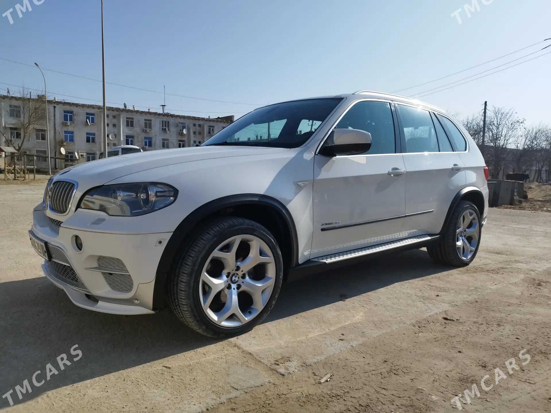 BMW X5 M 2010 - 300 000 TMT - Балканабат - img 3