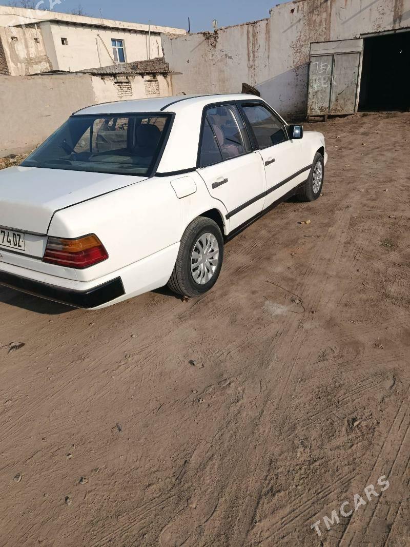 Mercedes-Benz 230E 1987 - 24 000 TMT - Köneürgenç - img 4