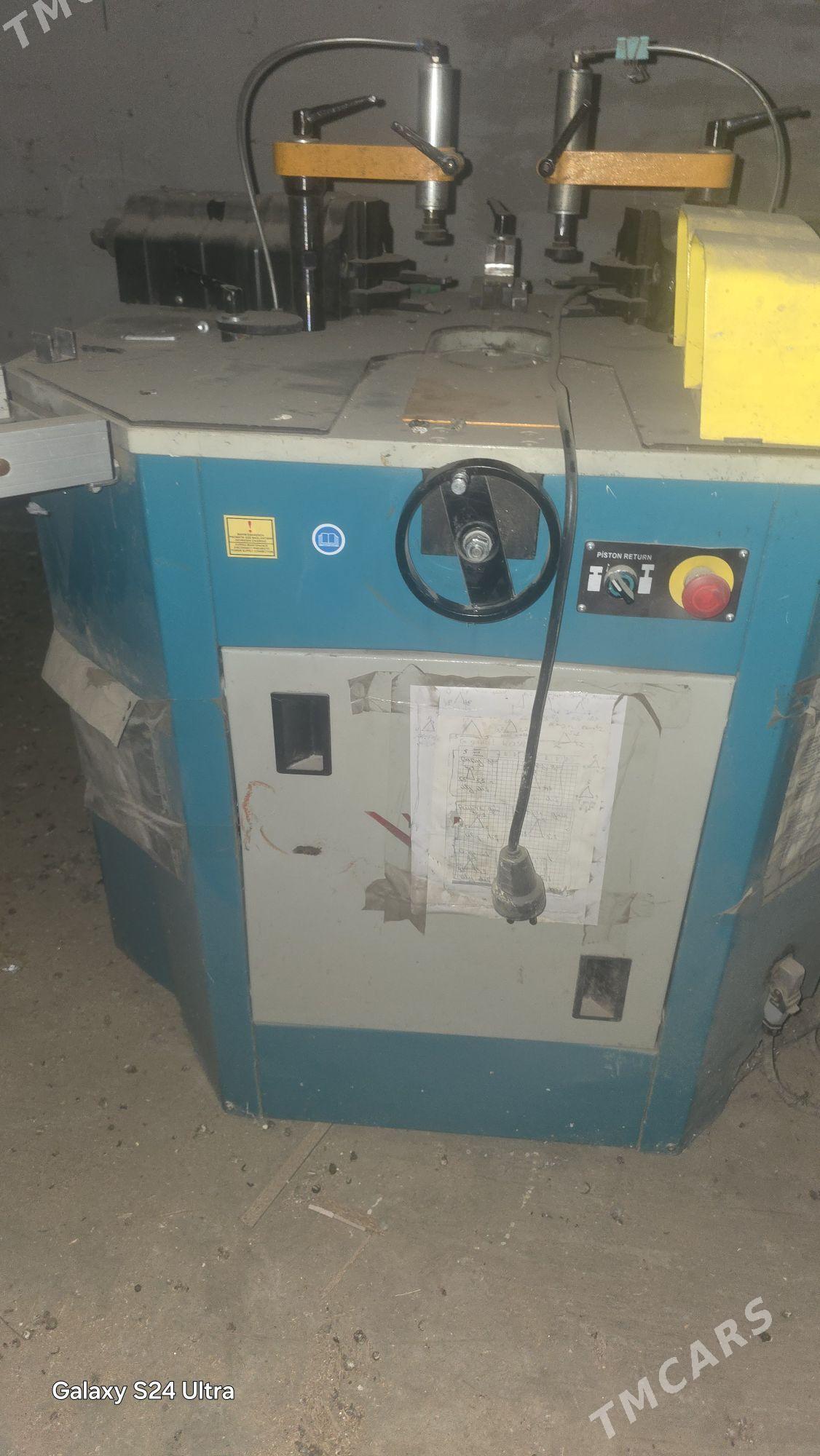 Yilmaz stanok - Mary - img 7