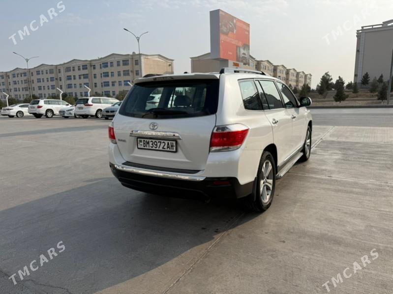 Toyota Highlander 2012 - 340 000 TMT - Ак-Бугдайский этрап - img 3