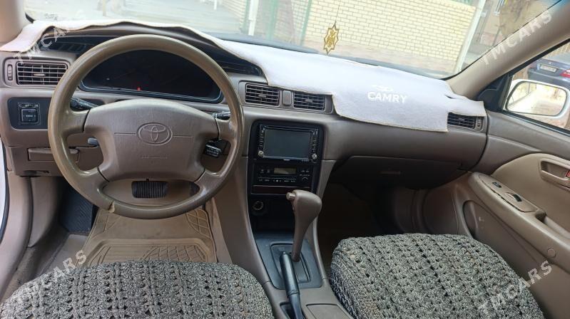 Toyota Camry 2000 - 150 000 TMT - Мары - img 2