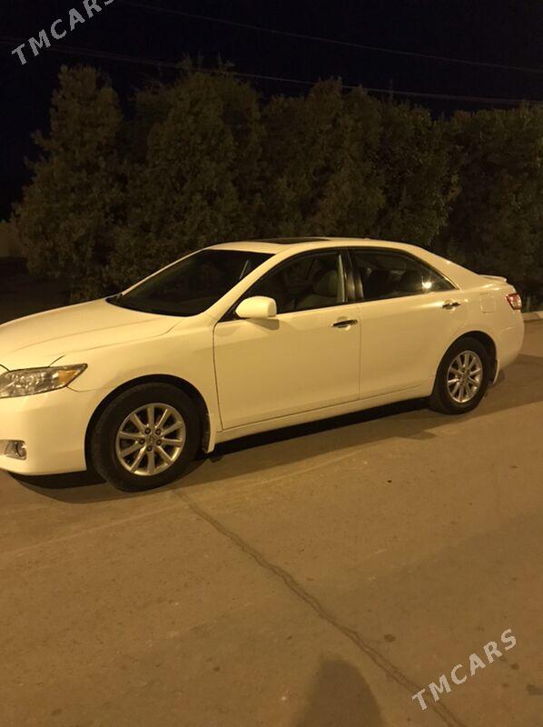 Toyota Camry 2010 - 230 000 TMT - Акдепе - img 2