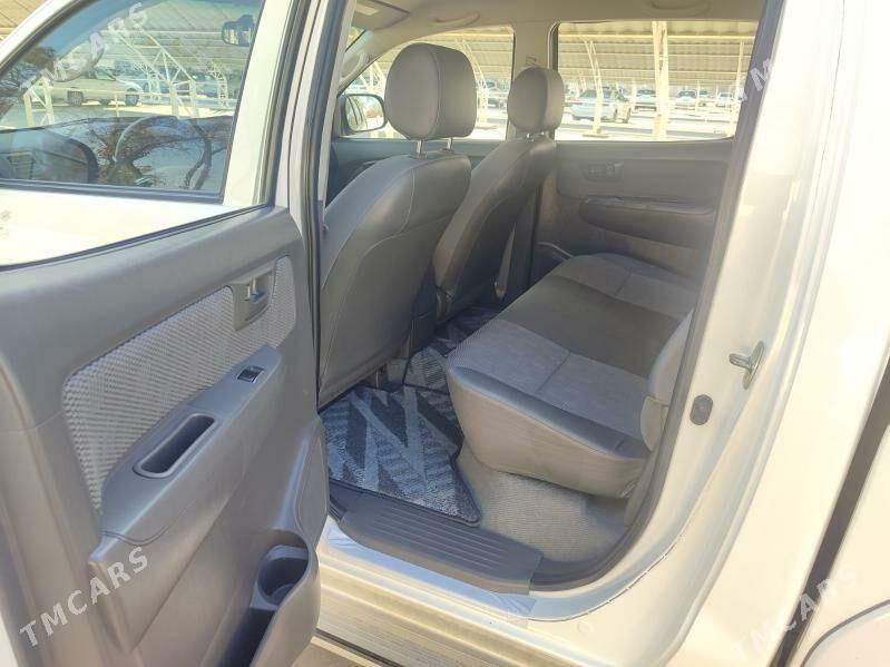 Toyota Hilux 2014 - 450 000 TMT - Мары - img 9