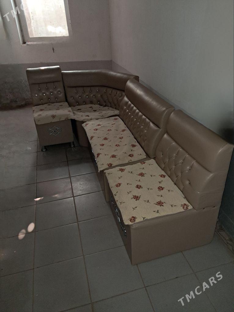 Kuhnýa ugolok.кухонный уголок. - Podwoýski köç. (Bitarap Türkmenistan şaýoly) - img 2