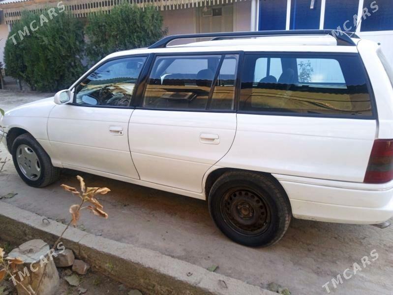 Opel Astra 1995 - 43 000 TMT - Şabat etr. - img 2