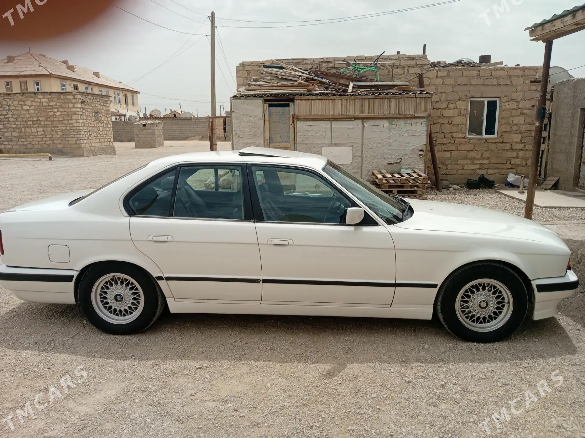 BMW 535 1992 - 45 000 TMT - Гумдаг - img 4
