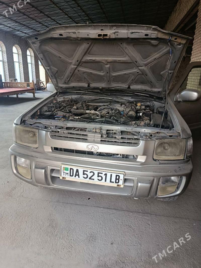 Infiniti QX4 1999 - 130 000 TMT - Дянев - img 2