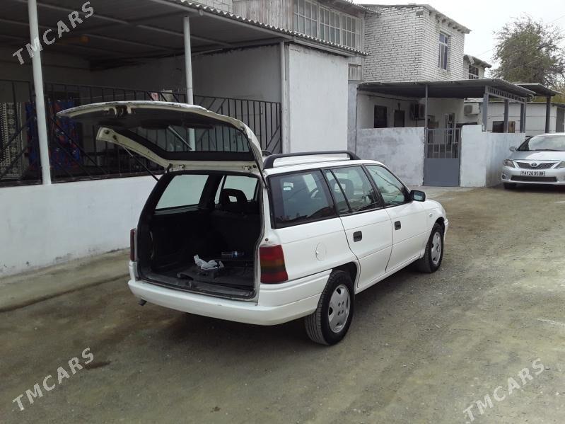 Opel Astra 1995 - 40 000 TMT - Türkmenbaşy - img 6