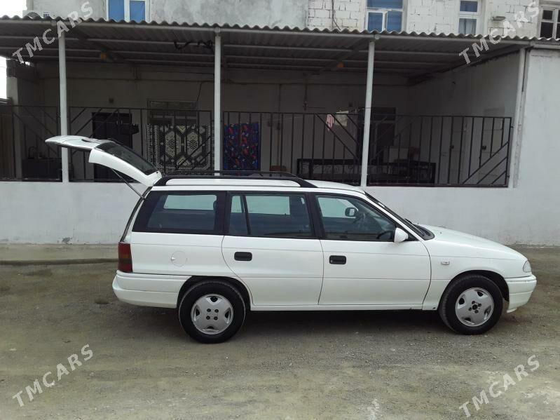 Opel Astra 1995 - 40 000 TMT - Türkmenbaşy - img 3