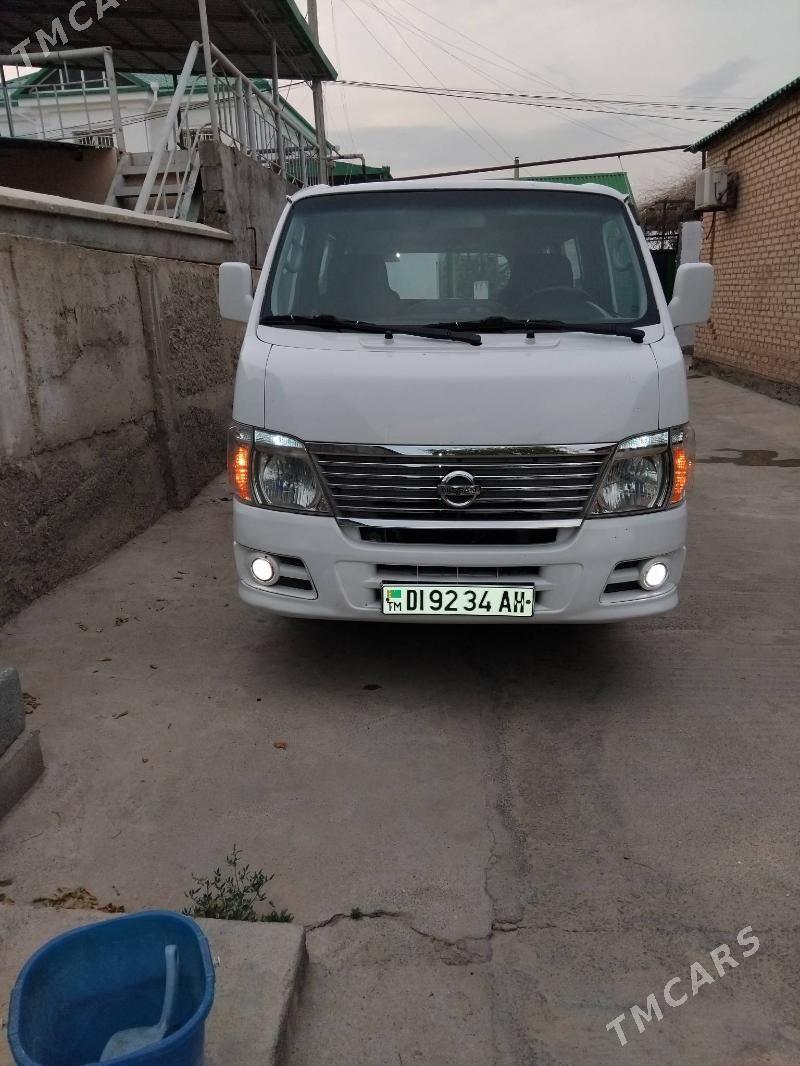 Nissan Urvan 2008 - 142 000 TMT - Анев - img 3
