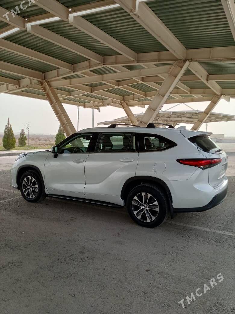 Toyota Highlander 2022 - 550 000 TMT - Туркменабат - img 2