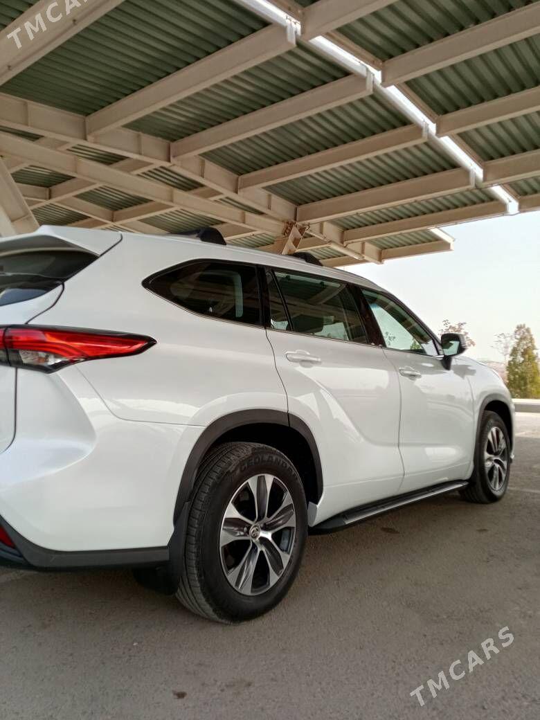 Toyota Highlander 2022 - 550 000 TMT - Туркменабат - img 3
