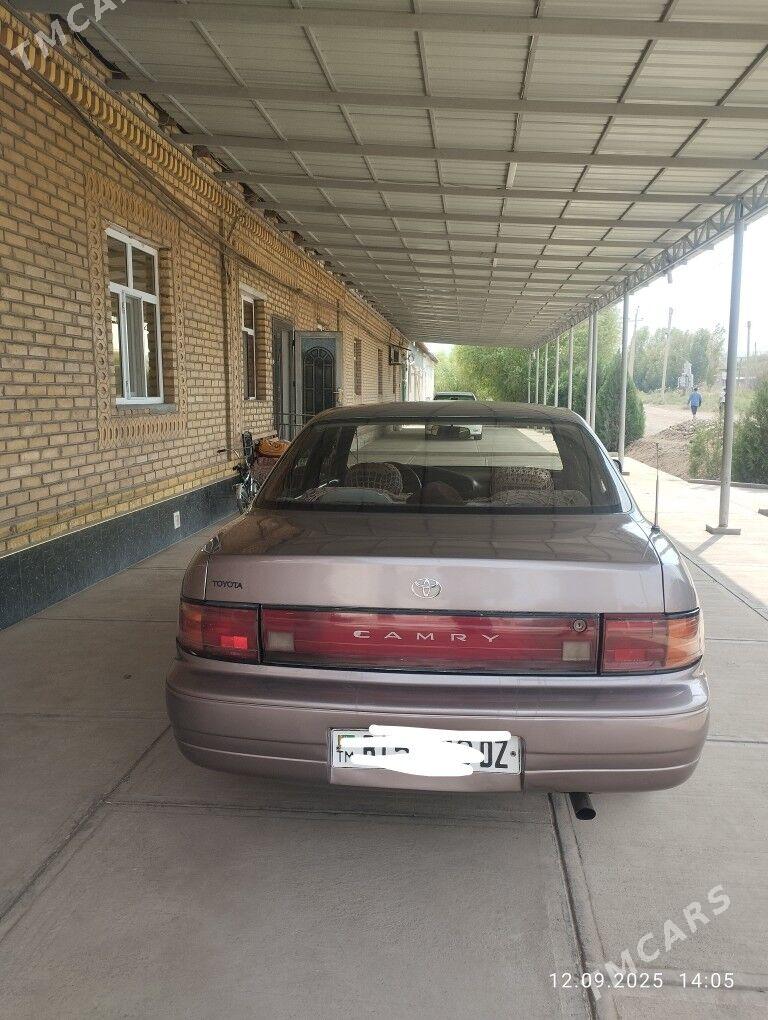 Toyota Camry 1992 - 90 000 TMT - Губадаг - img 2