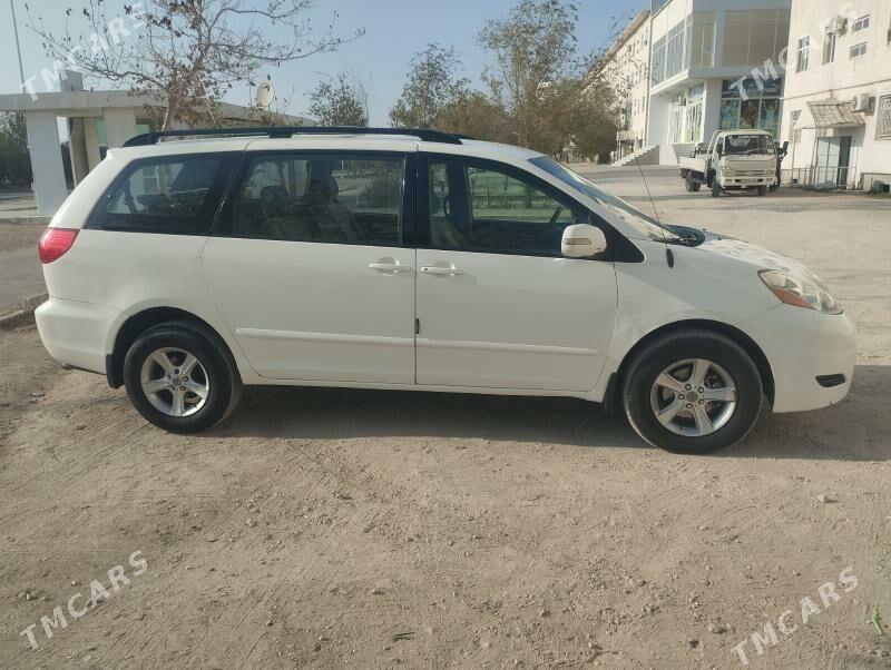 Toyota Sienna 2008 - 235 000 TMT - Балканабат - img 2