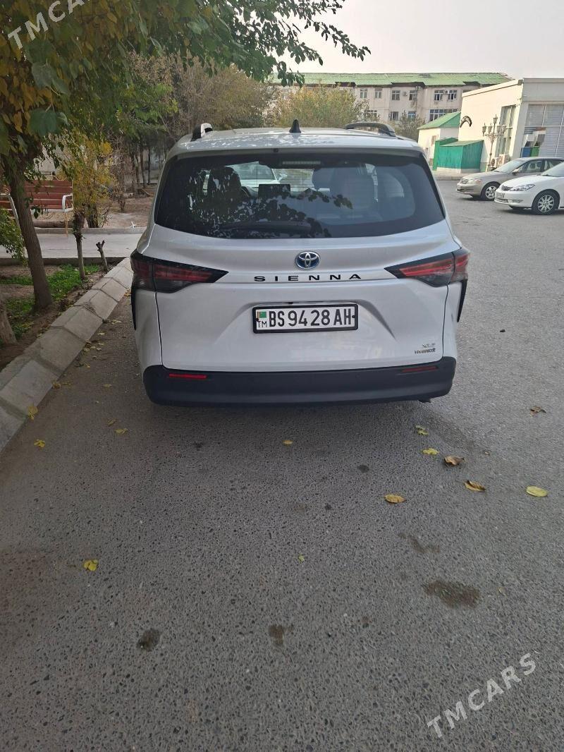 Toyota Sienna 2022 - 600 000 TMT - Ашхабад - img 3