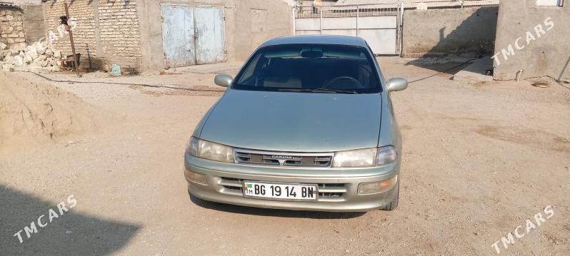 Toyota Carina 1992 - 36 000 TMT - Балканабат - img 1
