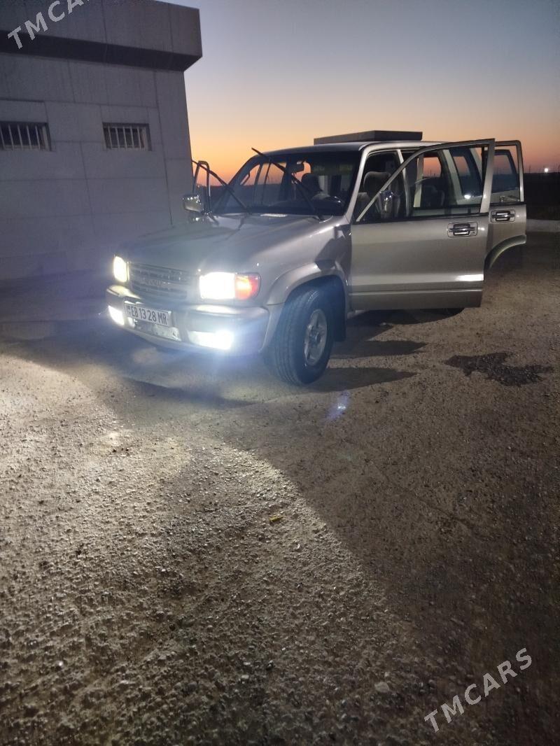 Isuzu Trooper 2002 - 50 000 TMT - Мары - img 5