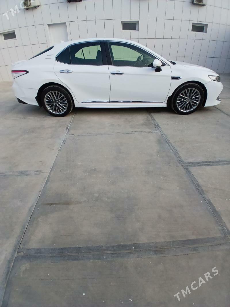 Toyota Camry 2019 - 260 000 TMT - Гёкдепе - img 4