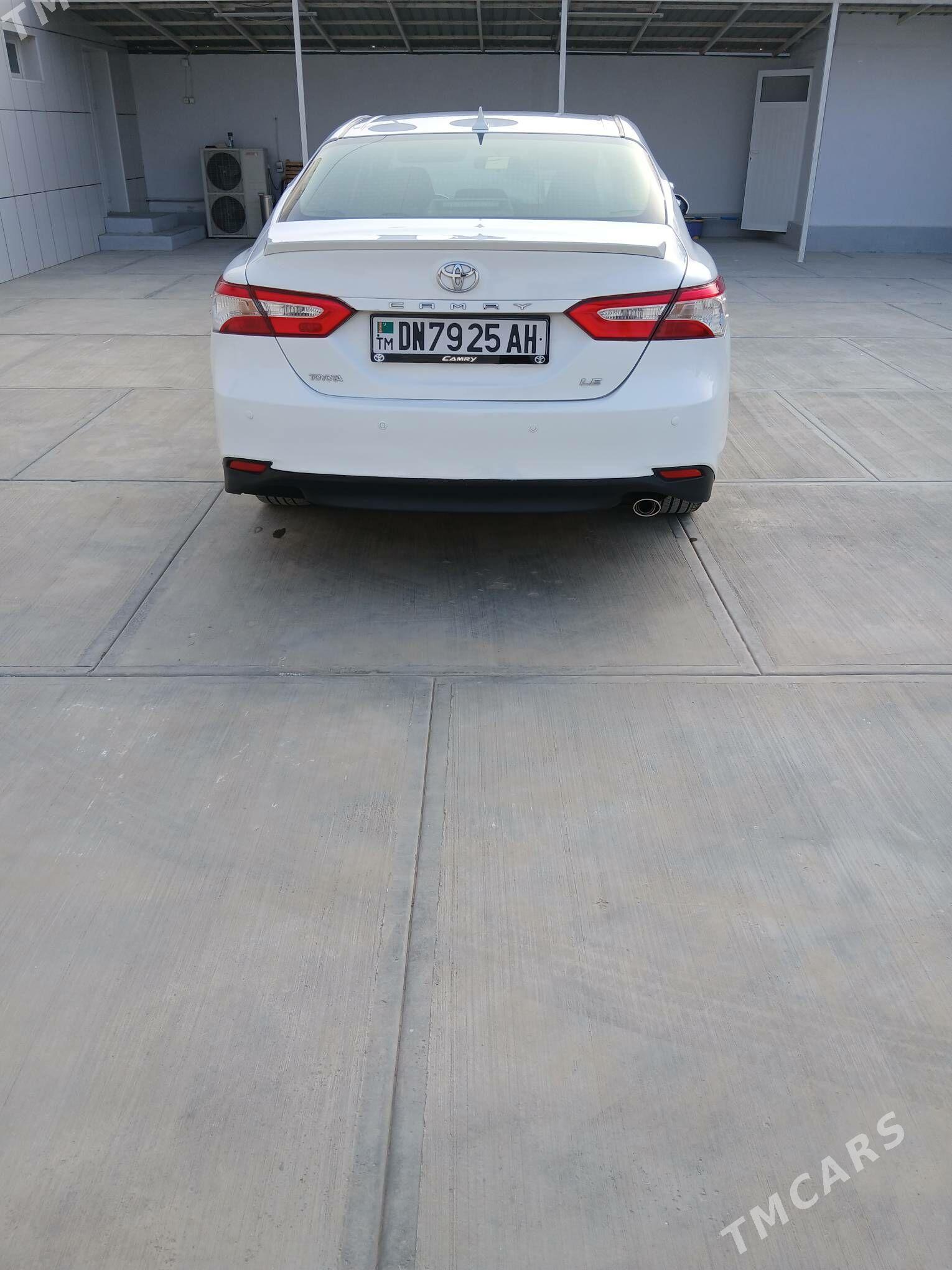 Toyota Camry 2019 - 260 000 TMT - Гёкдепе - img 3