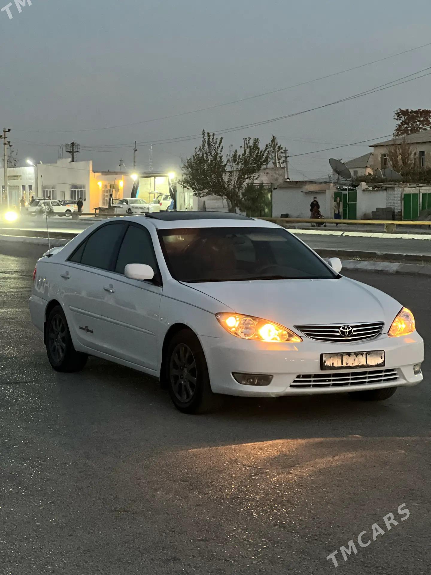 Toyota Camry 2003 - 145 000 TMT - Кака - img 2