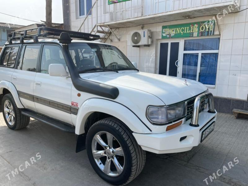 Toyota Land Cruiser 1993 - 109 000 TMT - Saýat - img 7