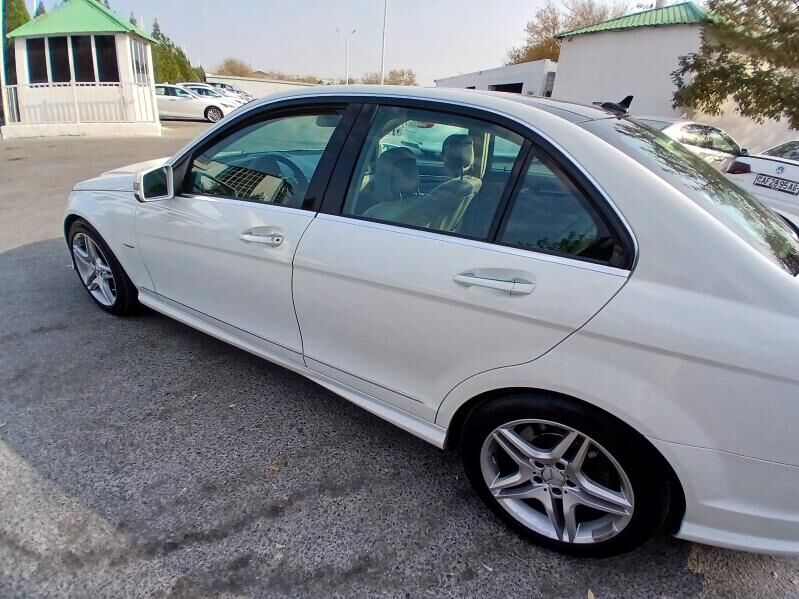 Mercedes-Benz C350 2009 - 190 000 TMT - Ашхабад - img 5