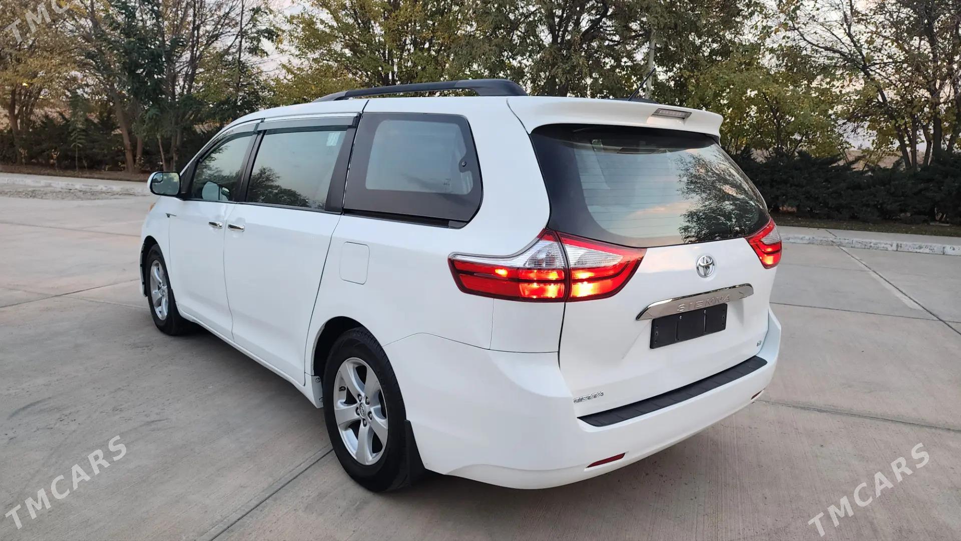 Toyota Sienna 2017 - 346 000 TMT - Ашхабад - img 7