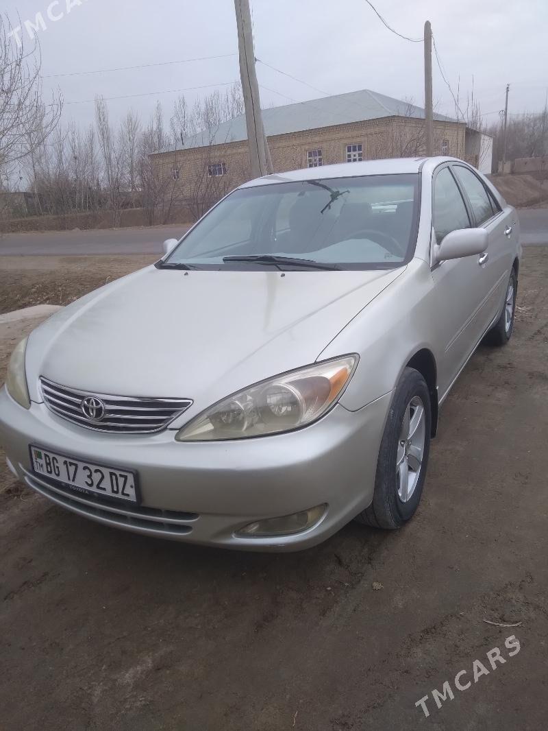 Toyota Camry 2002 - 165 000 TMT - Губадаг - img 5